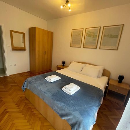 Apartman Ana Boric 포드고라 외부 사진