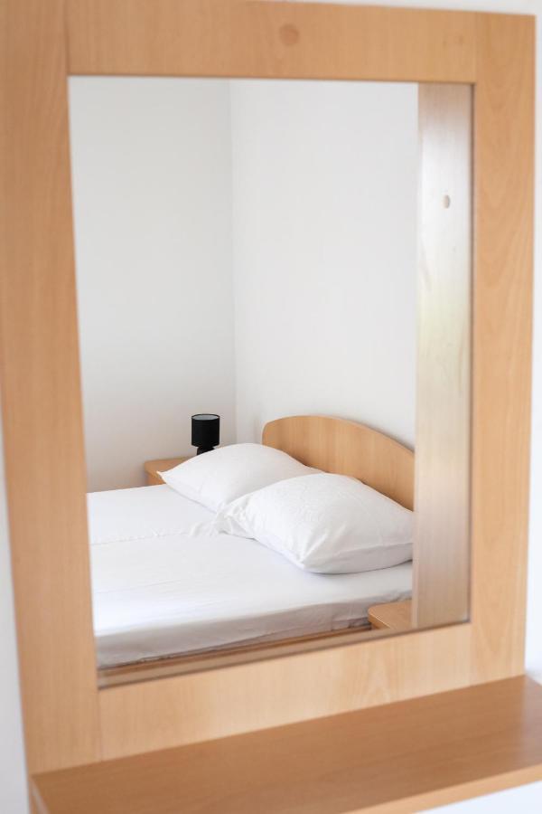 Apartman Ana Boric 포드고라 외부 사진