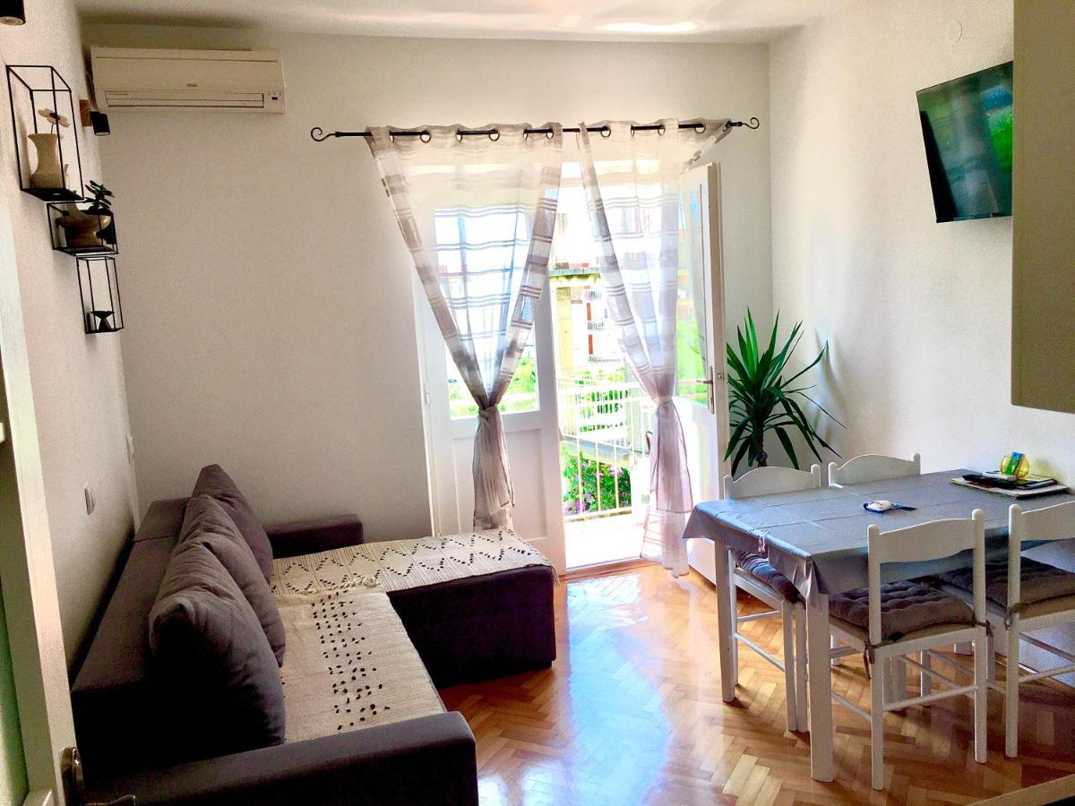 Apartman Ana Boric 포드고라 외부 사진